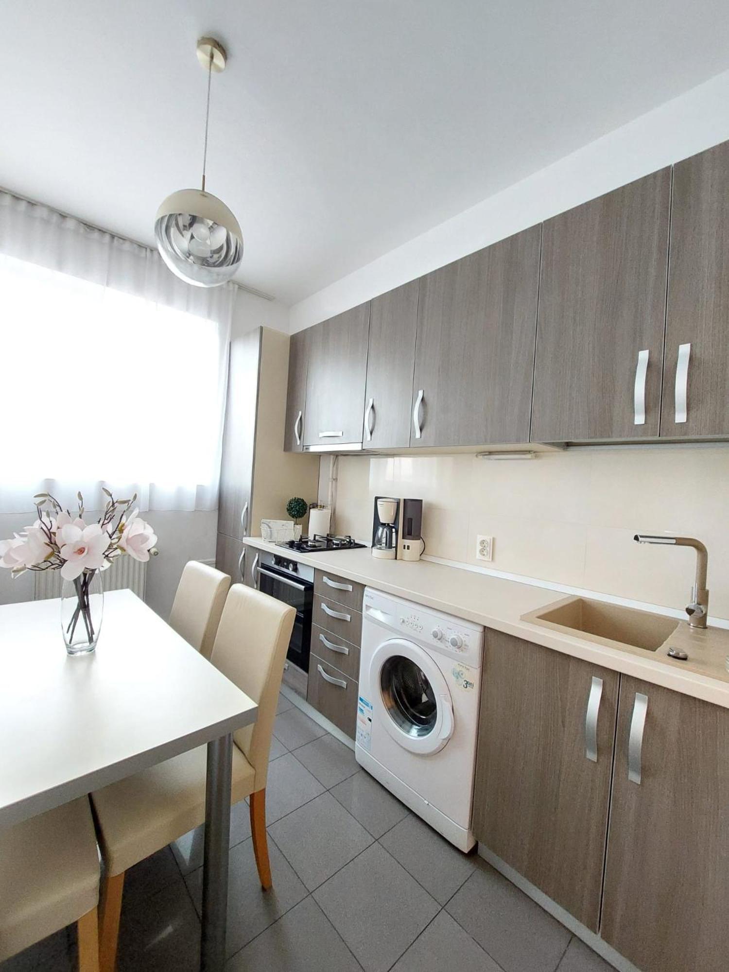 Sweet Residence Apartment อาราด ภายนอก รูปภาพ
