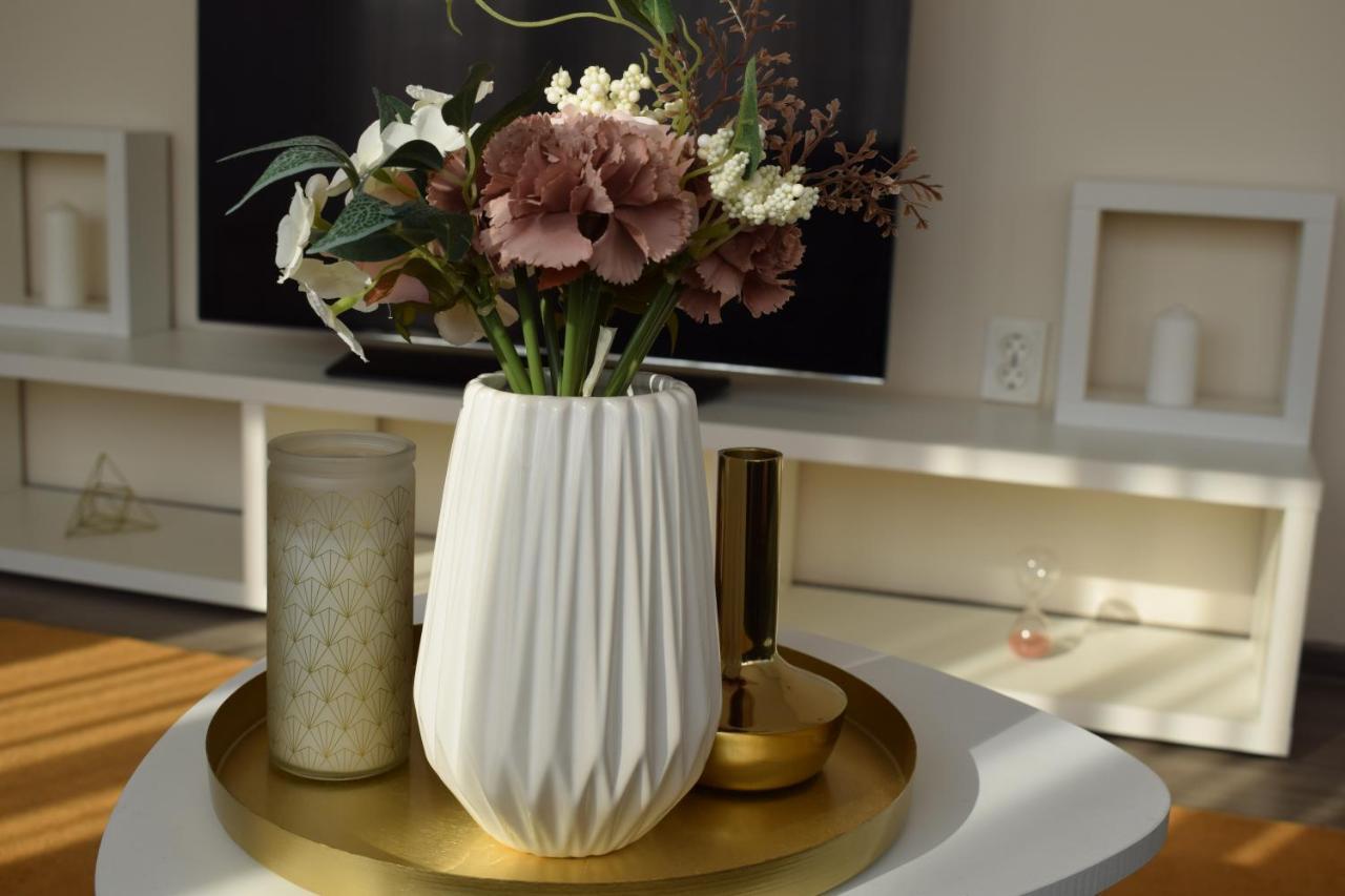 Sweet Residence Apartment อาราด ภายนอก รูปภาพ
