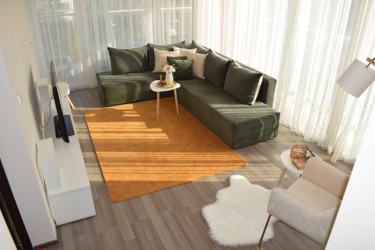 Sweet Residence Apartment อาราด ภายนอก รูปภาพ